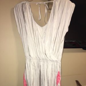 Express short sleeve shirt size small